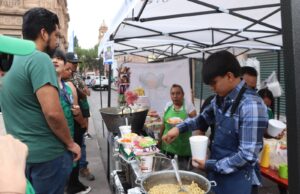 Miles disfrutan de la Feria Municipal del Elote Mundialista