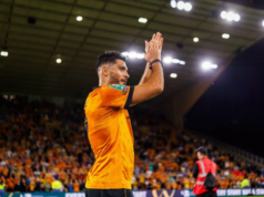 Raúl Jiménez marcó su primer gol en su nueva etapa con el Wolverhampton de Inglaterra