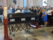 «Zenyazen vive, la lucha sigue»: despiden entre lluvia y música al diputado federal hallado mu3rto en Veracruz
