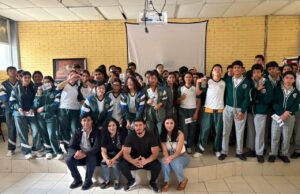 Cerca de 300 estudiantes de Matehuala reciben orientación para prevenir adicciones