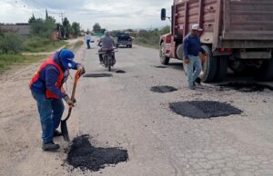 Realiza Gobierno de la Capital trabajos de conservación y bacheo en camino de Peñasco a Bocas