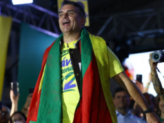 Bolsonaro pagó 118 mil dólares a empresa encargada de crear cuentas falsas y difundir rumores: The Intercept