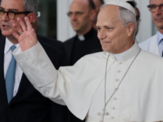 Papa León XIV retoma audiencias y sube al papamóvil tras su operación